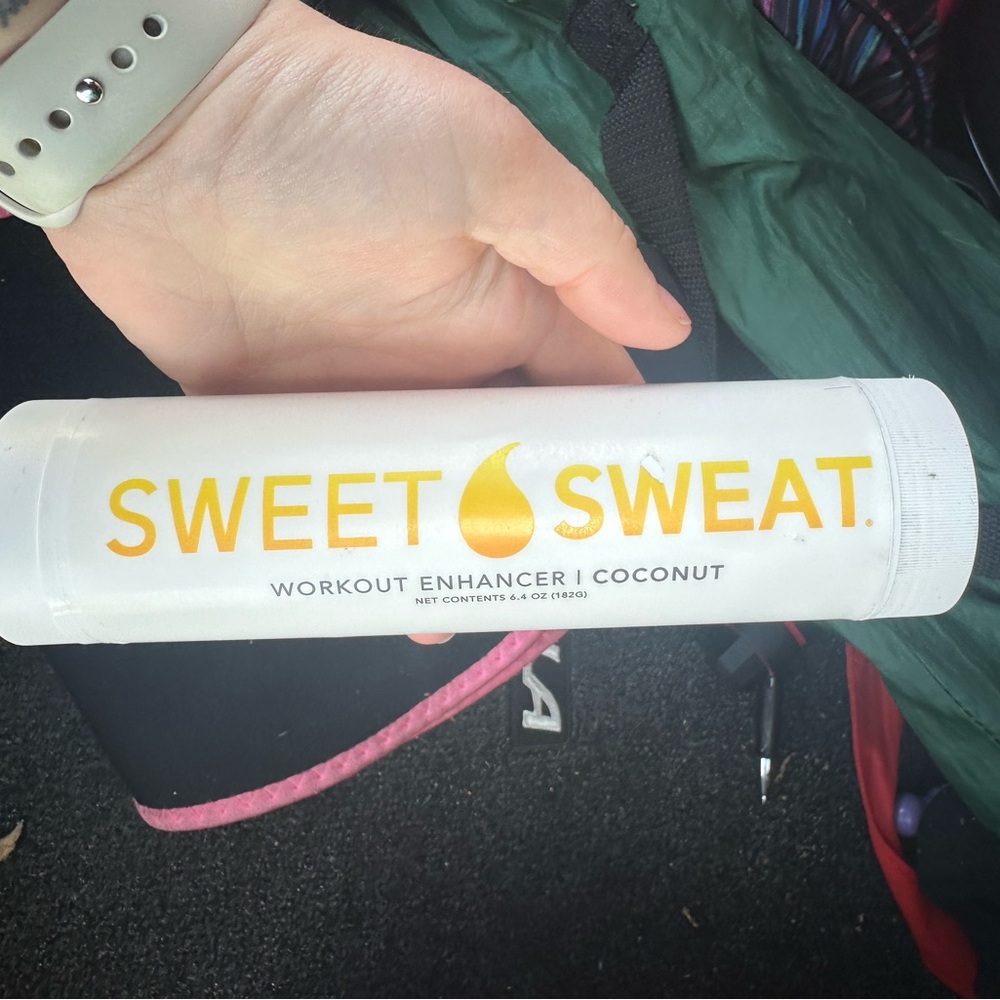 Sweet Sweat Waist Trimmer in Black and Pink - Picture 5 of 5